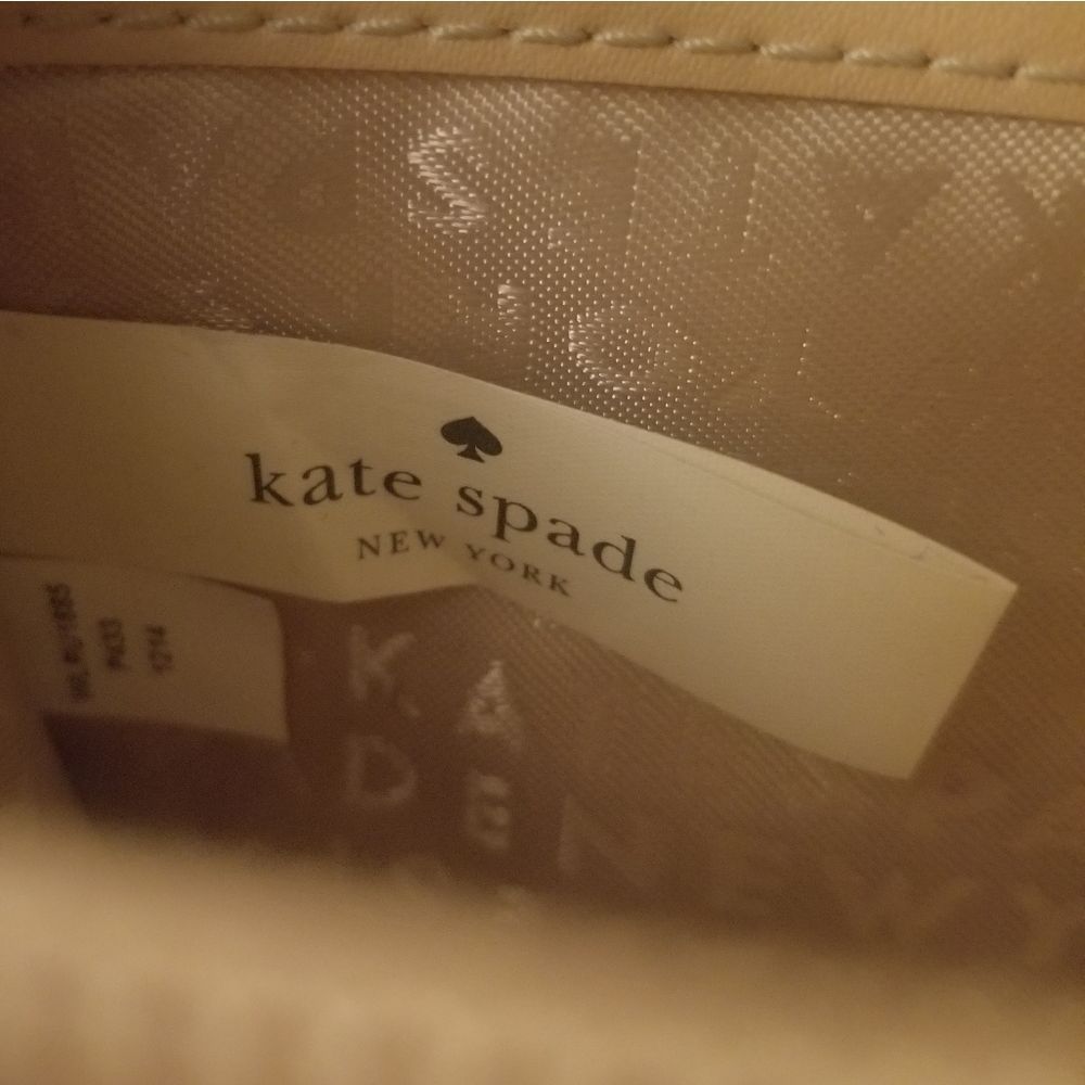 ⭐️ Kate Spade Wellesley Neda Zip Around Wallet in Mint - Picture 9 of 9